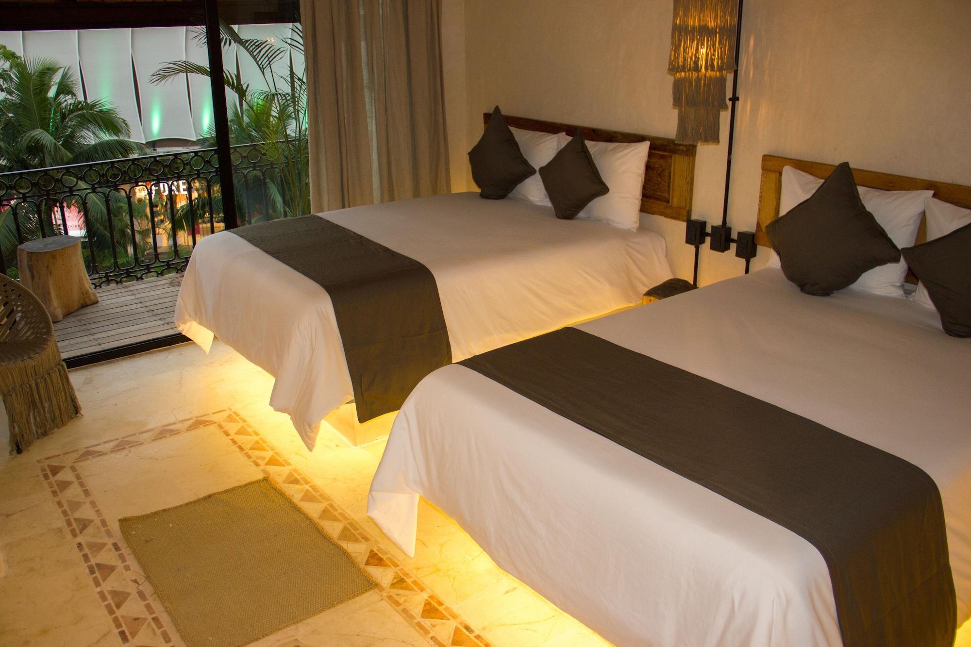 Caribbean Paradise Hotel & Spa - 5Th Avenue Playa del Carmen Exterior photo