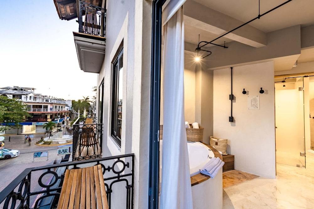 Caribbean Paradise Hotel & Spa - 5Th Avenue Playa del Carmen Exterior photo
