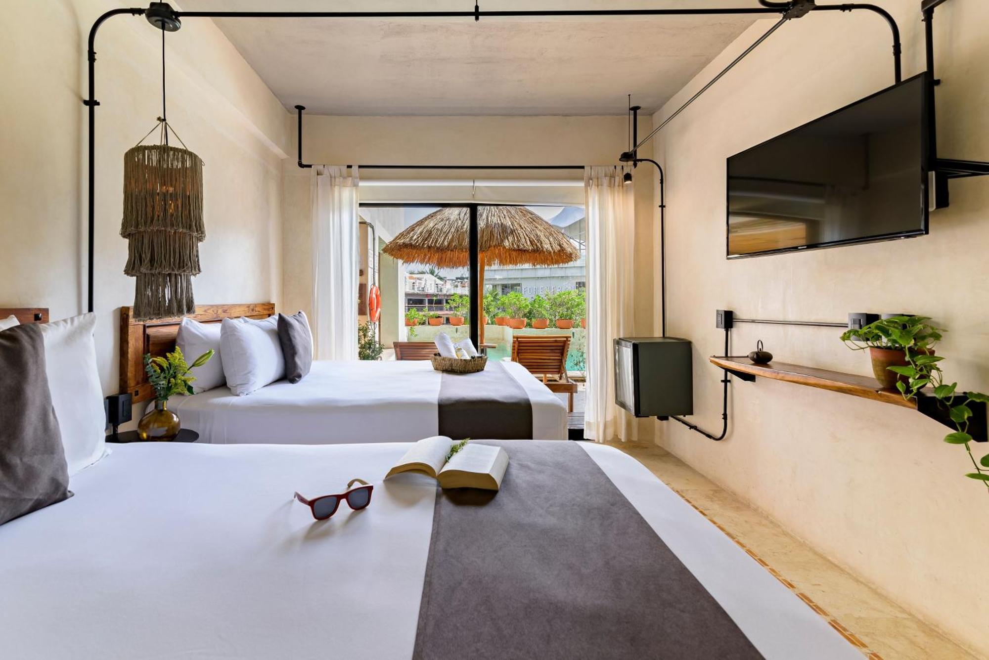 Caribbean Paradise Hotel & Spa - 5Th Avenue Playa del Carmen Exterior photo